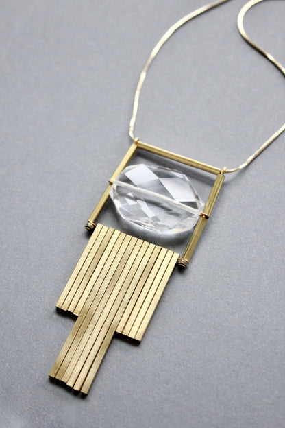 ISL1020 Quartz and brass bar necklace