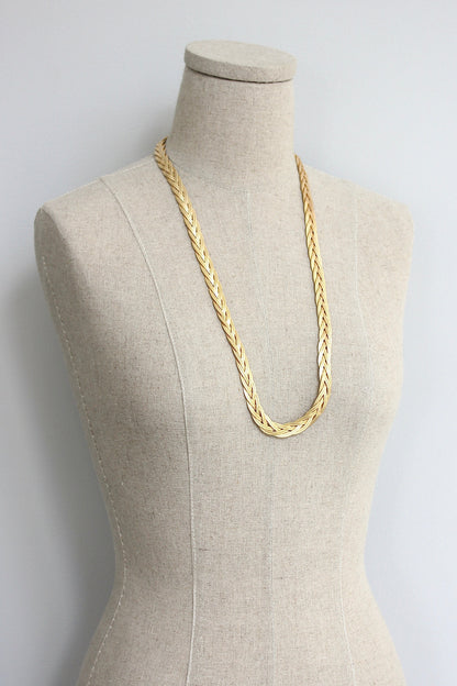 ISL129 Braided herringbone chain necklace