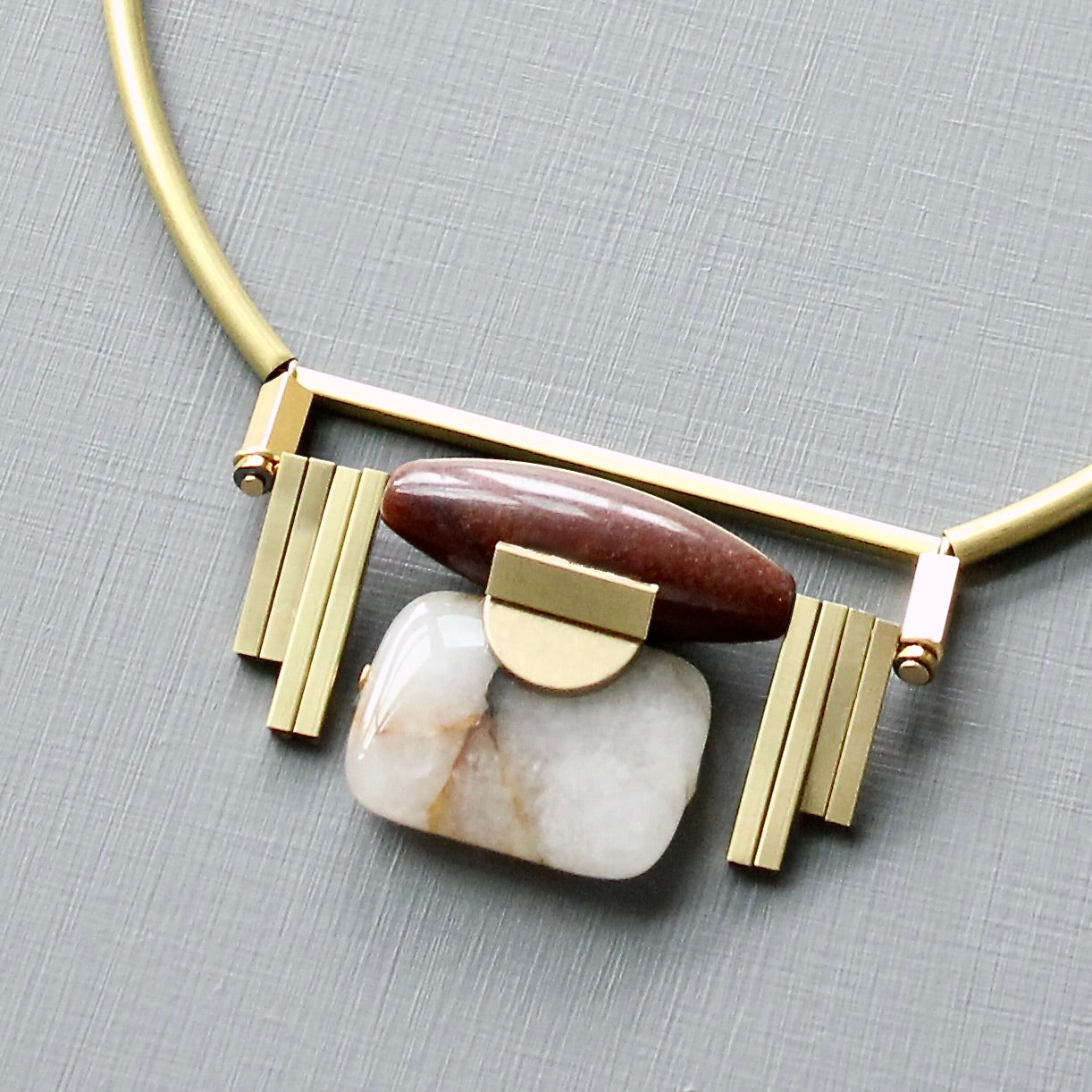 JLT218 burgundy and jasper Artdeco pendant necklace