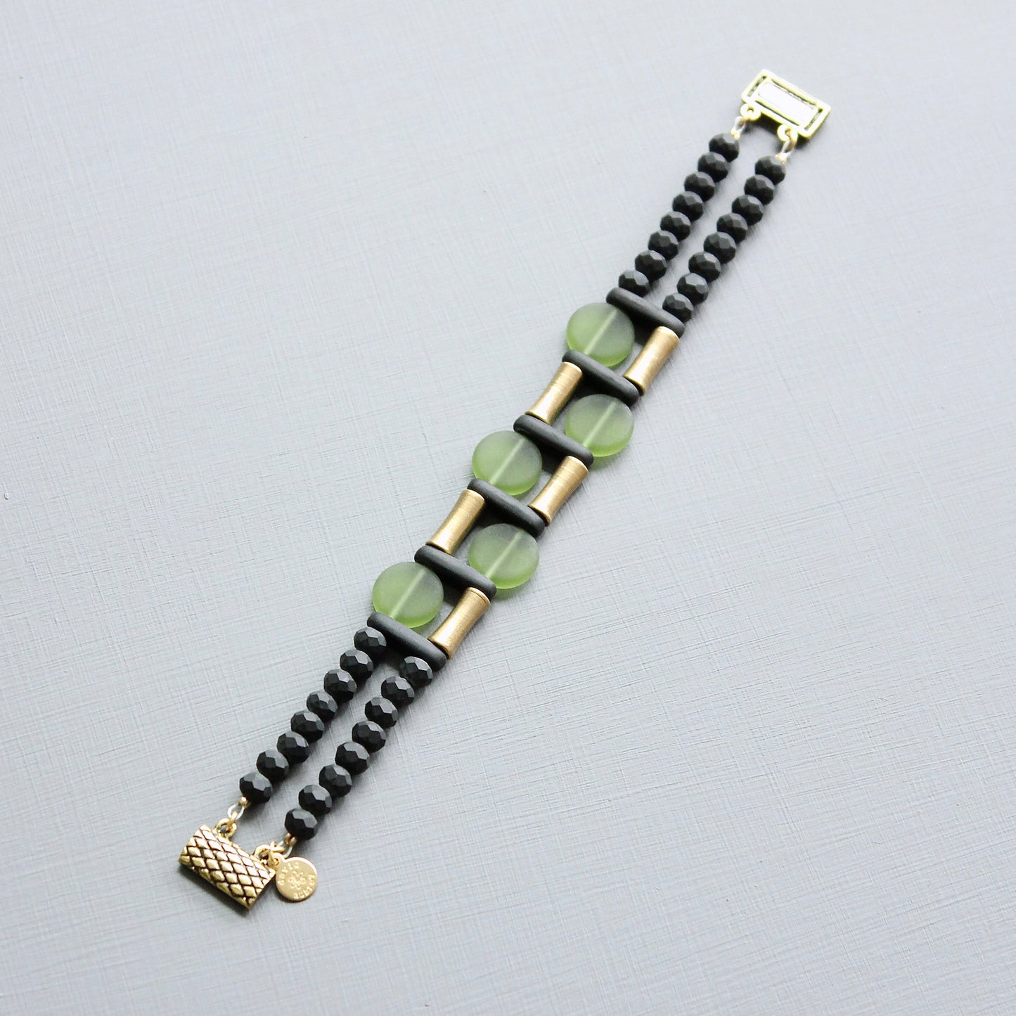 JLTB03 black and olivine bracelet