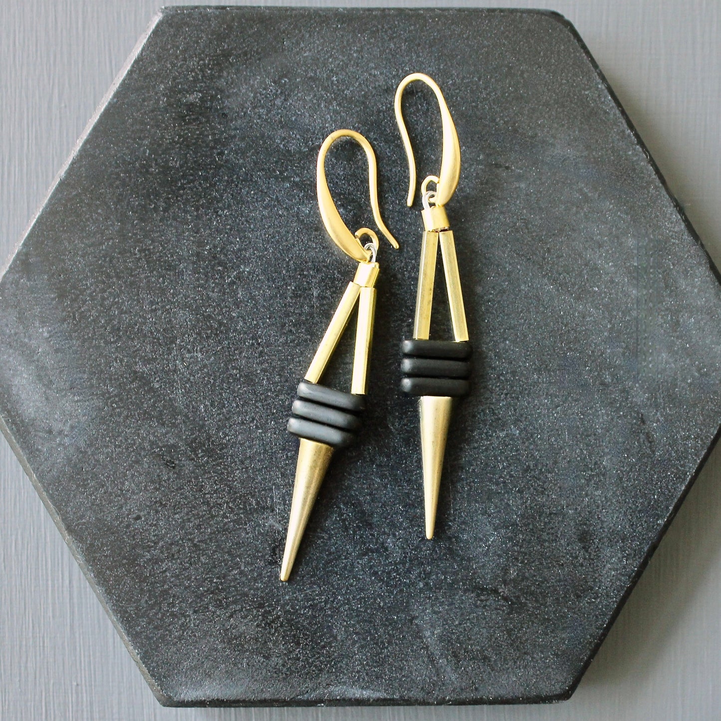 JLTE30 mini black spike earrings