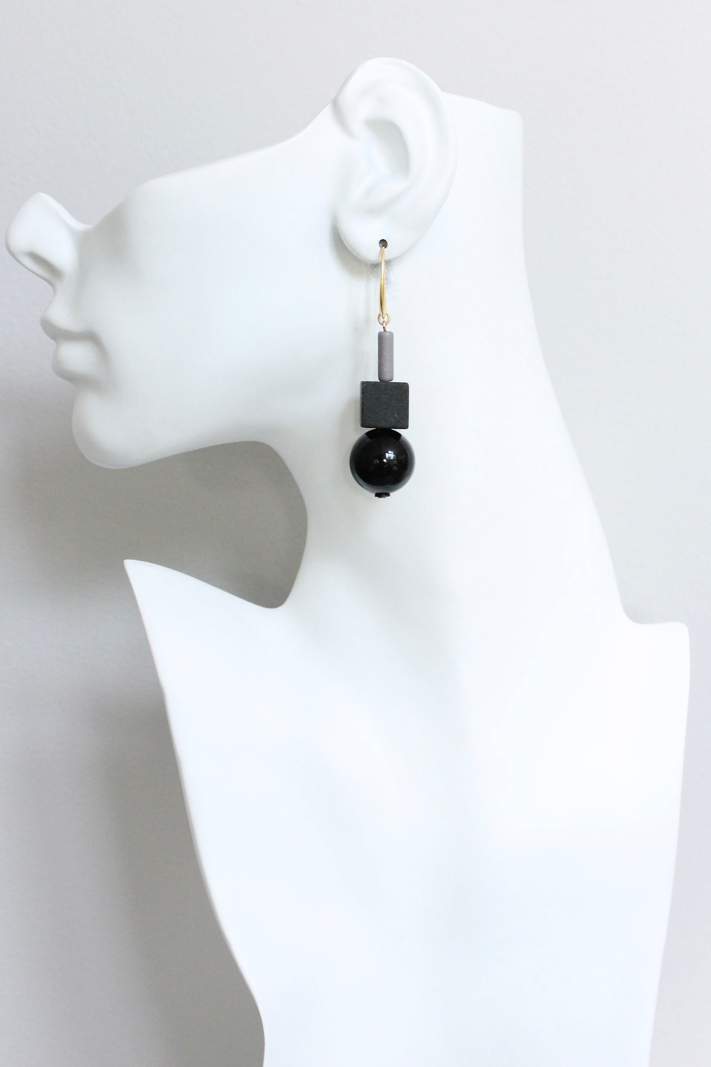 JLTE39 acrylic and lava rock earrings
