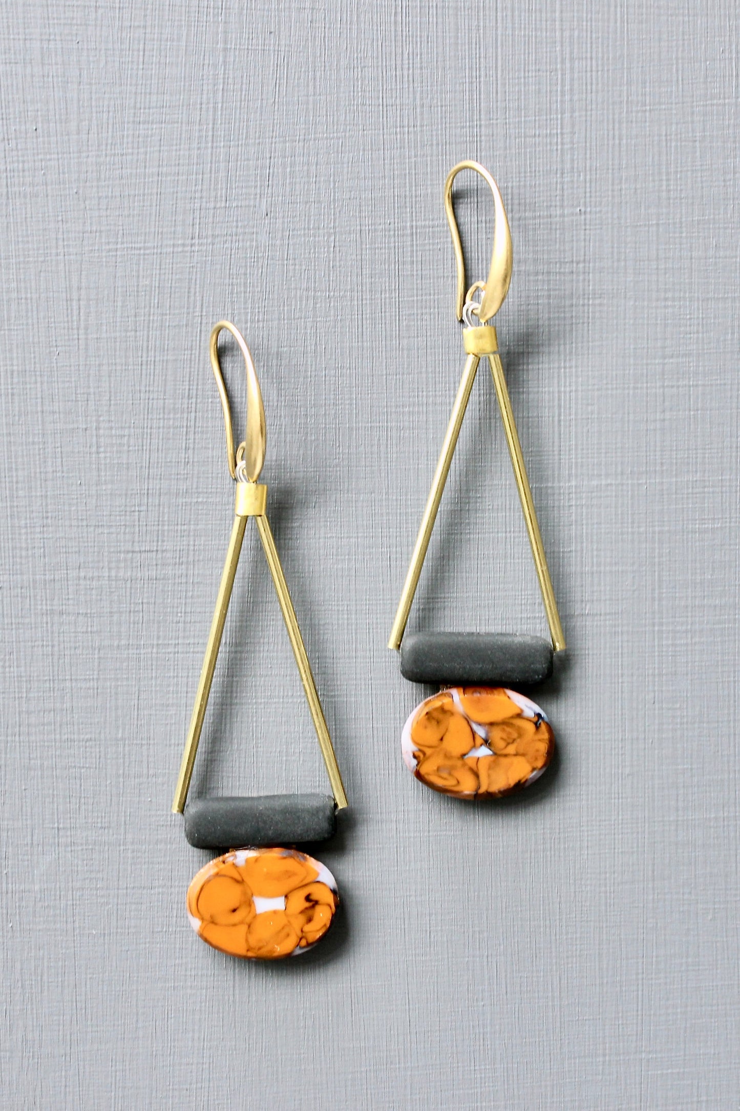 JLTE49 vintage orange glass earrings