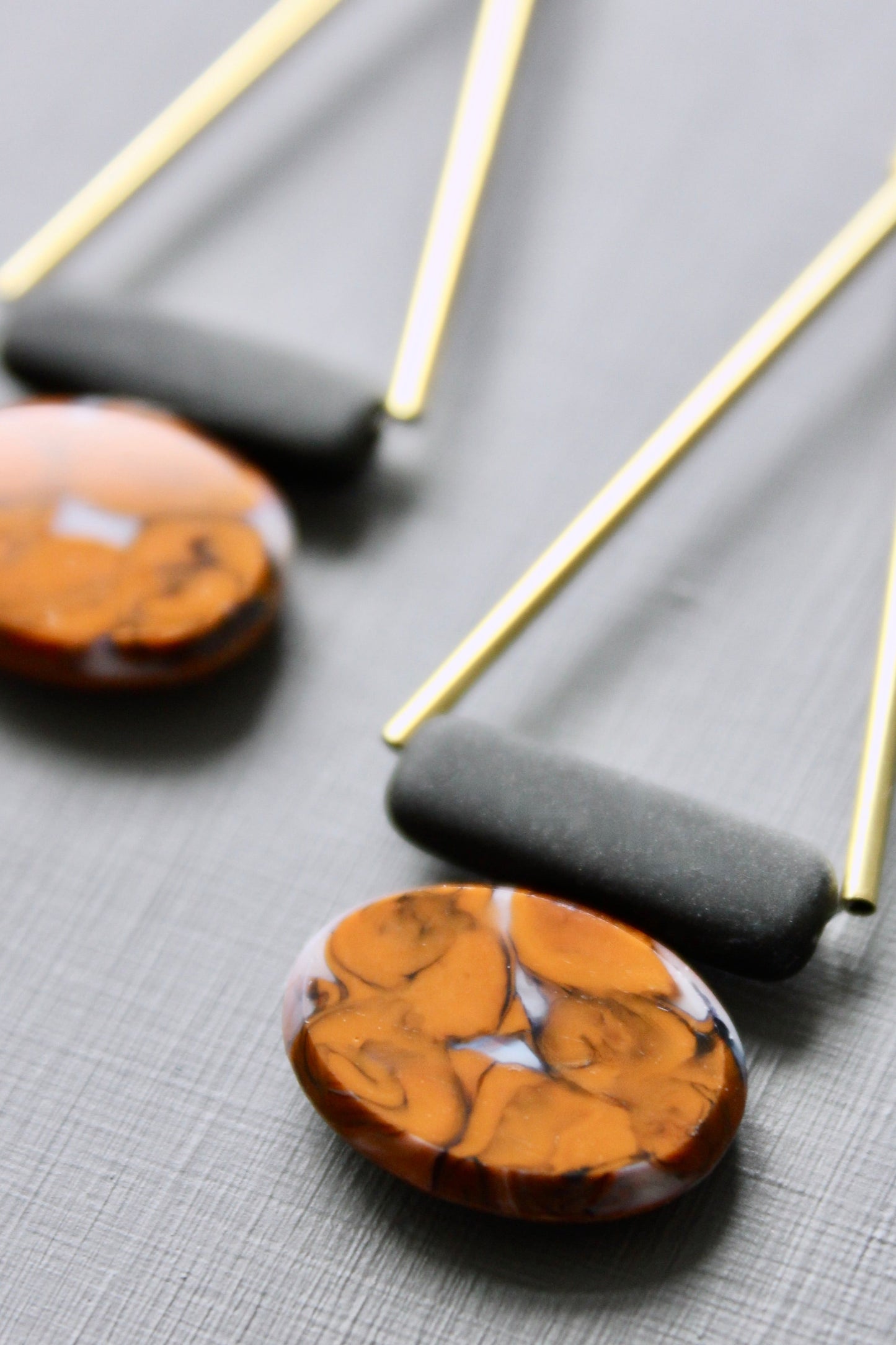 JLTE49 vintage orange glass earrings