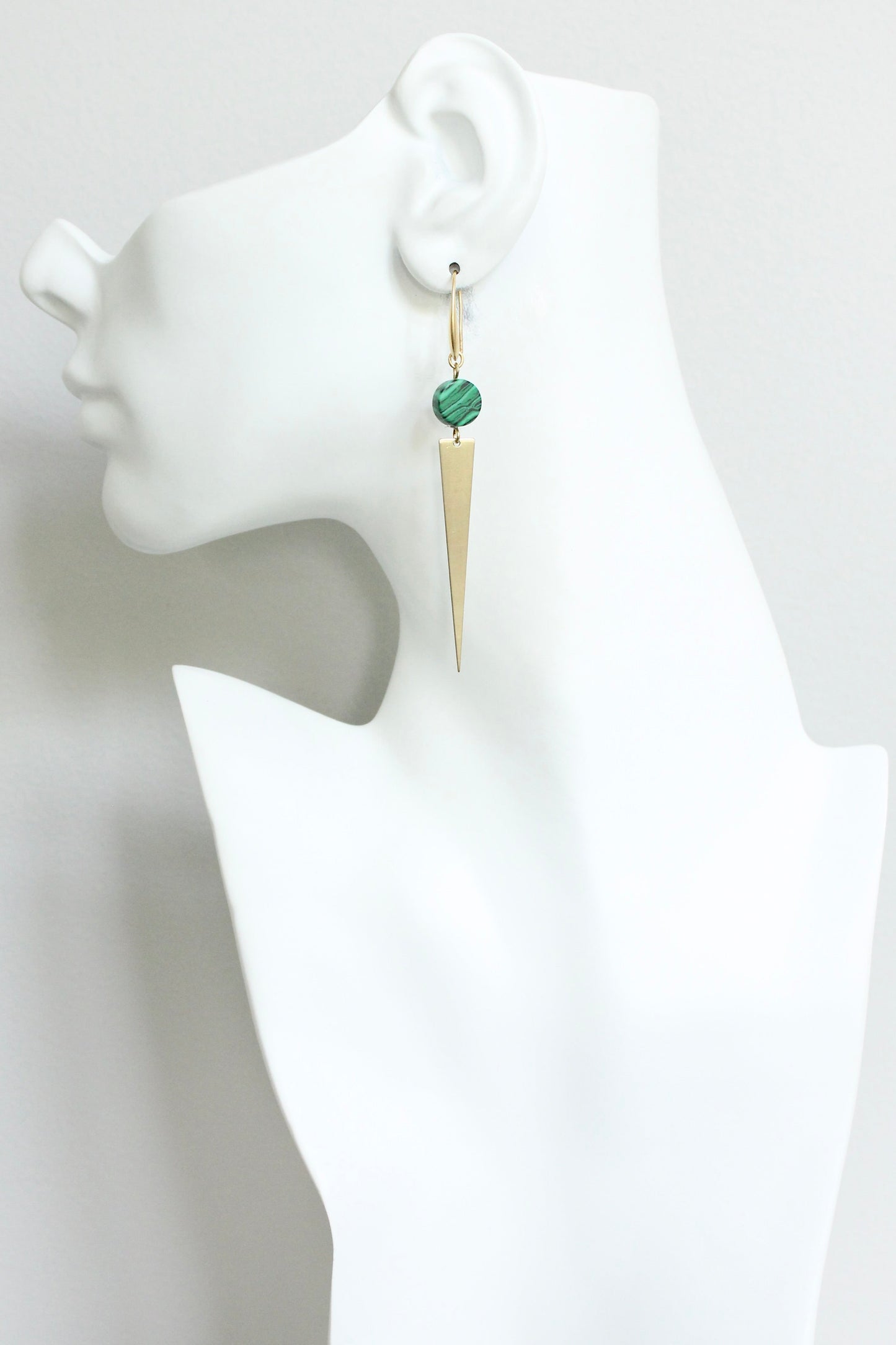 JLTE65 malachite and brass geometric earrings