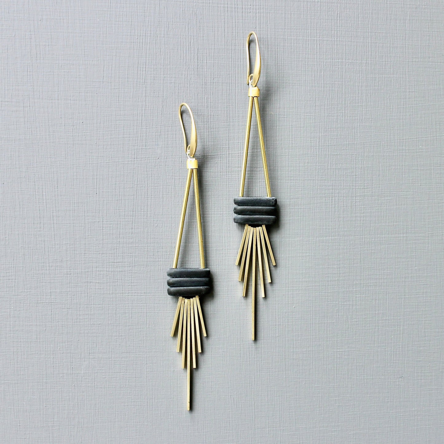 JLTE73 matte black glass geometric earrings