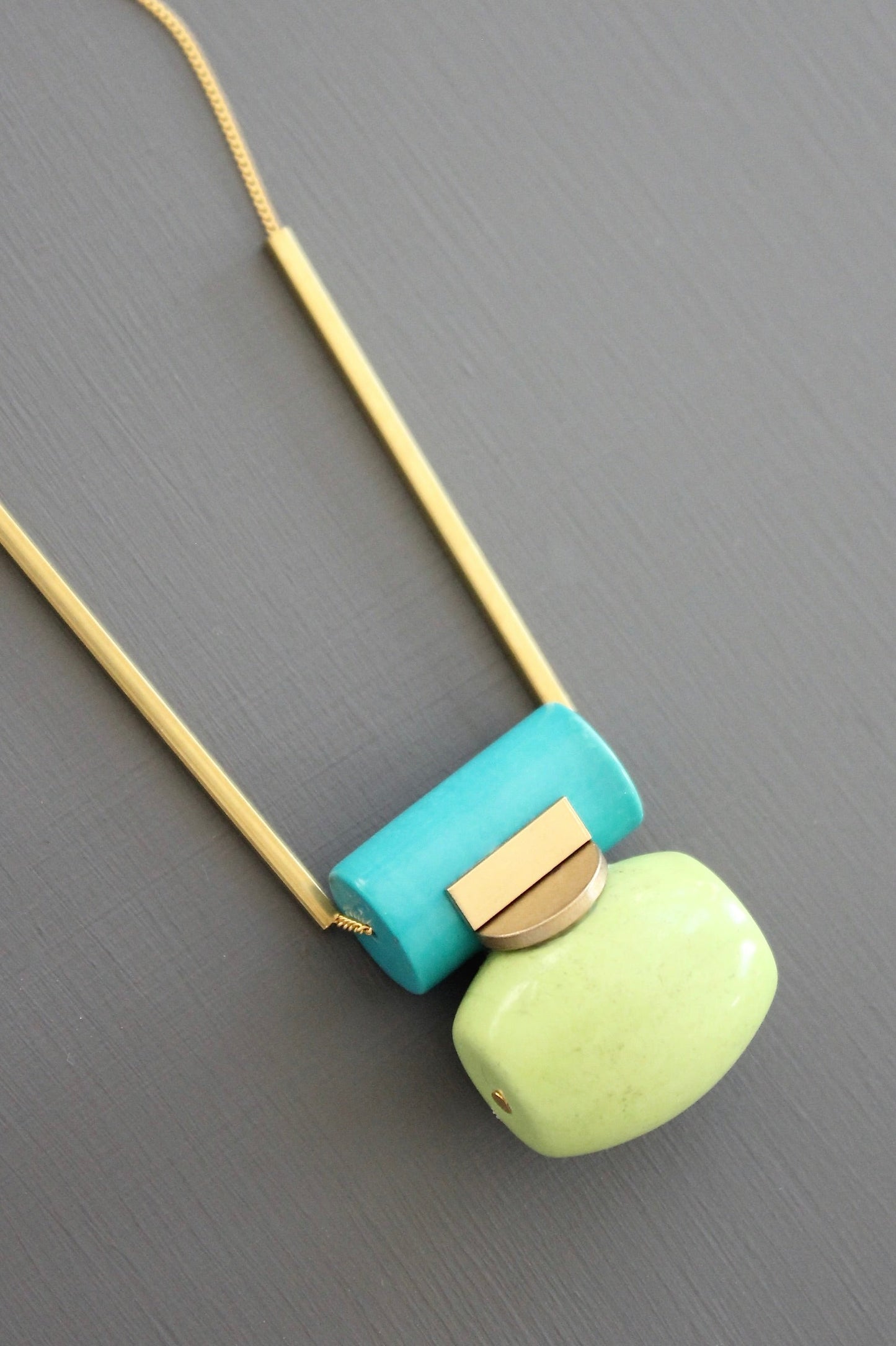 KYL128 turquoise and mint geometric pendant necklace