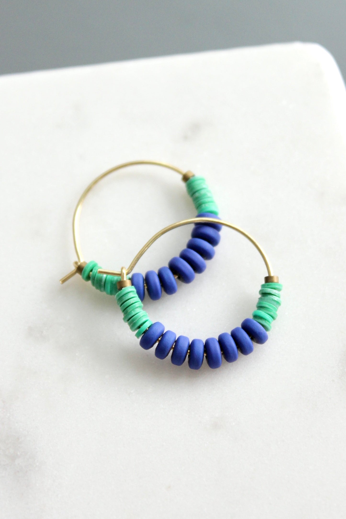 KYLE01 cobalt and green hoop earrings