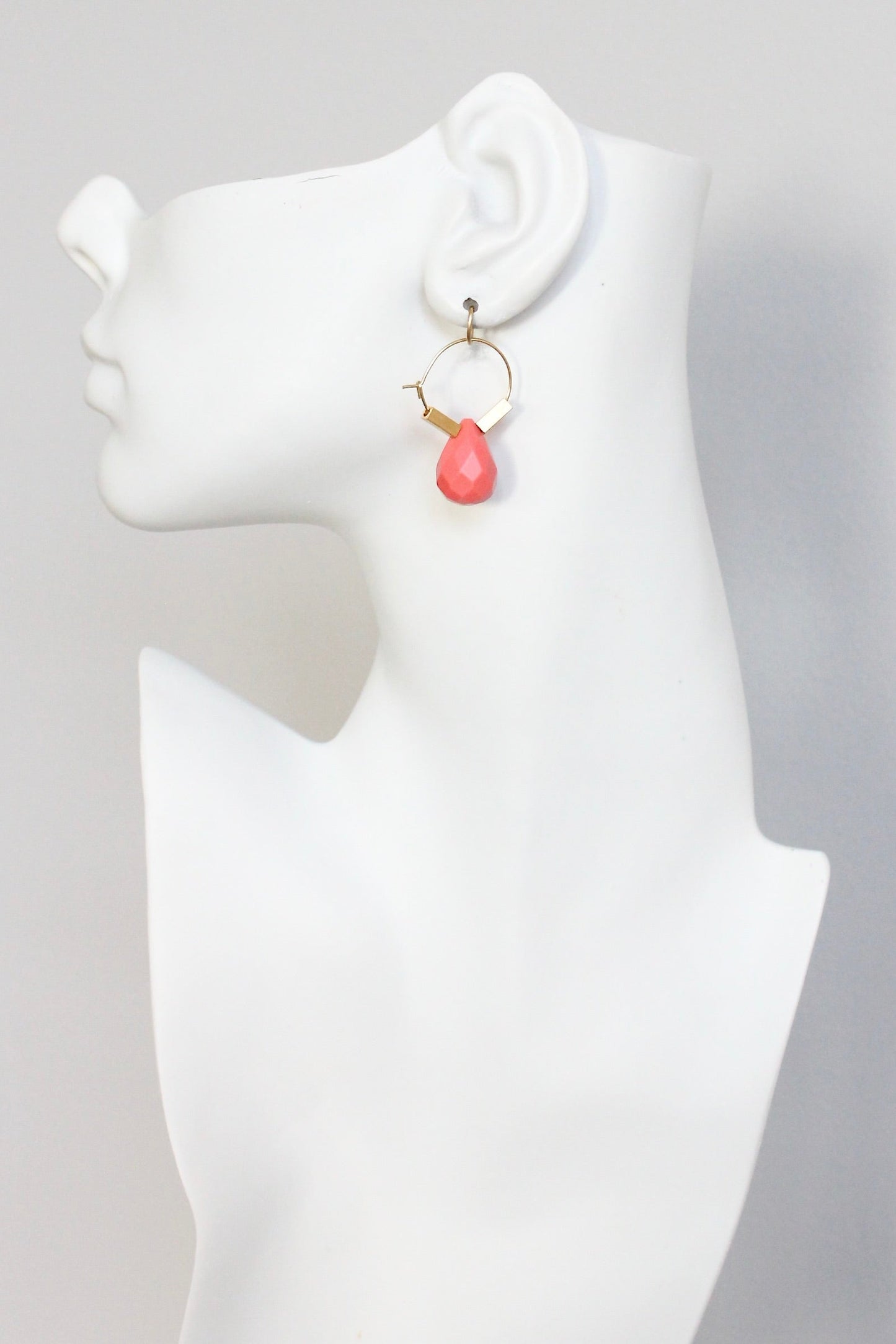 KYLE04 coral teardrop hoop earrings