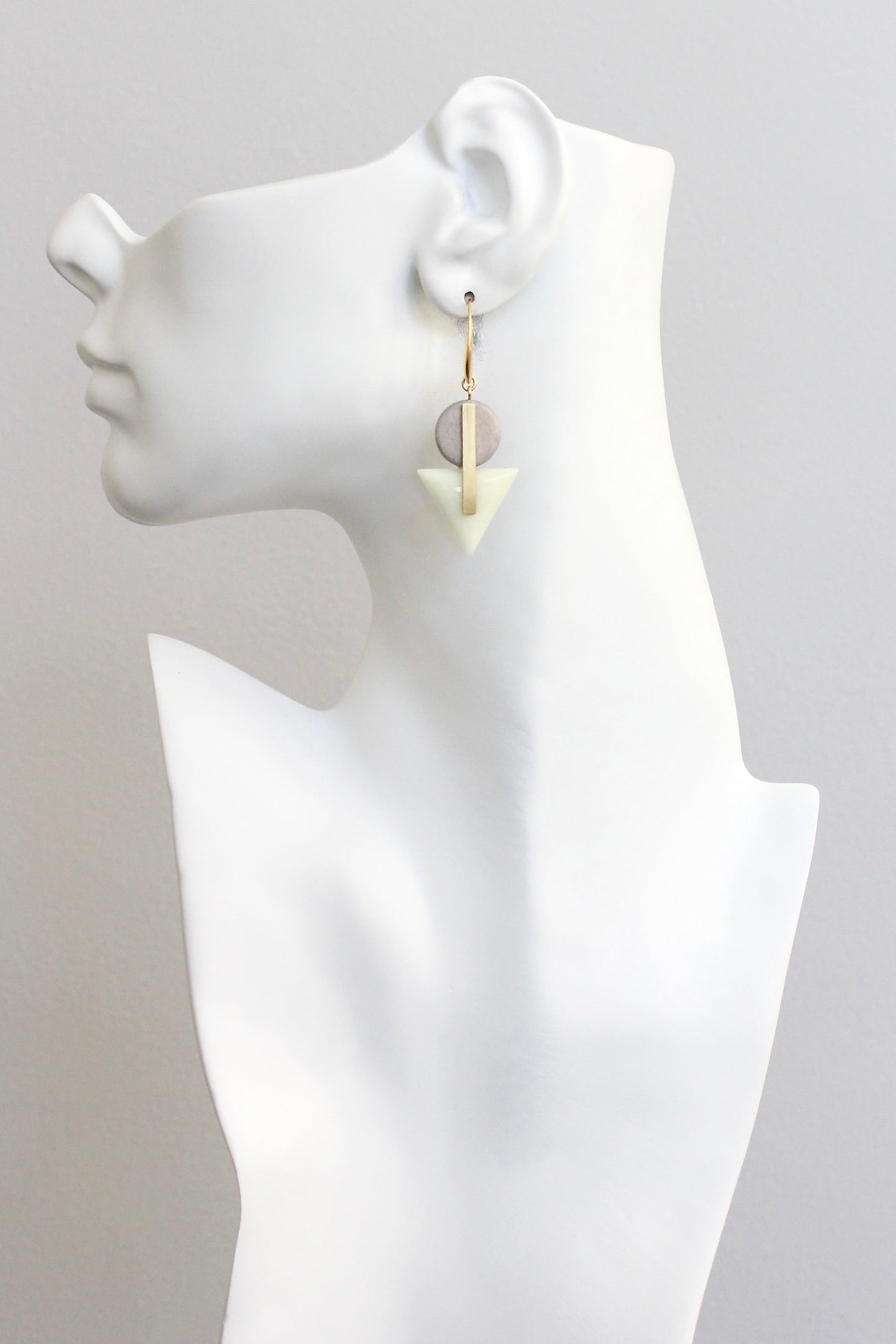 KYLE23 geometric triangle agate earrings