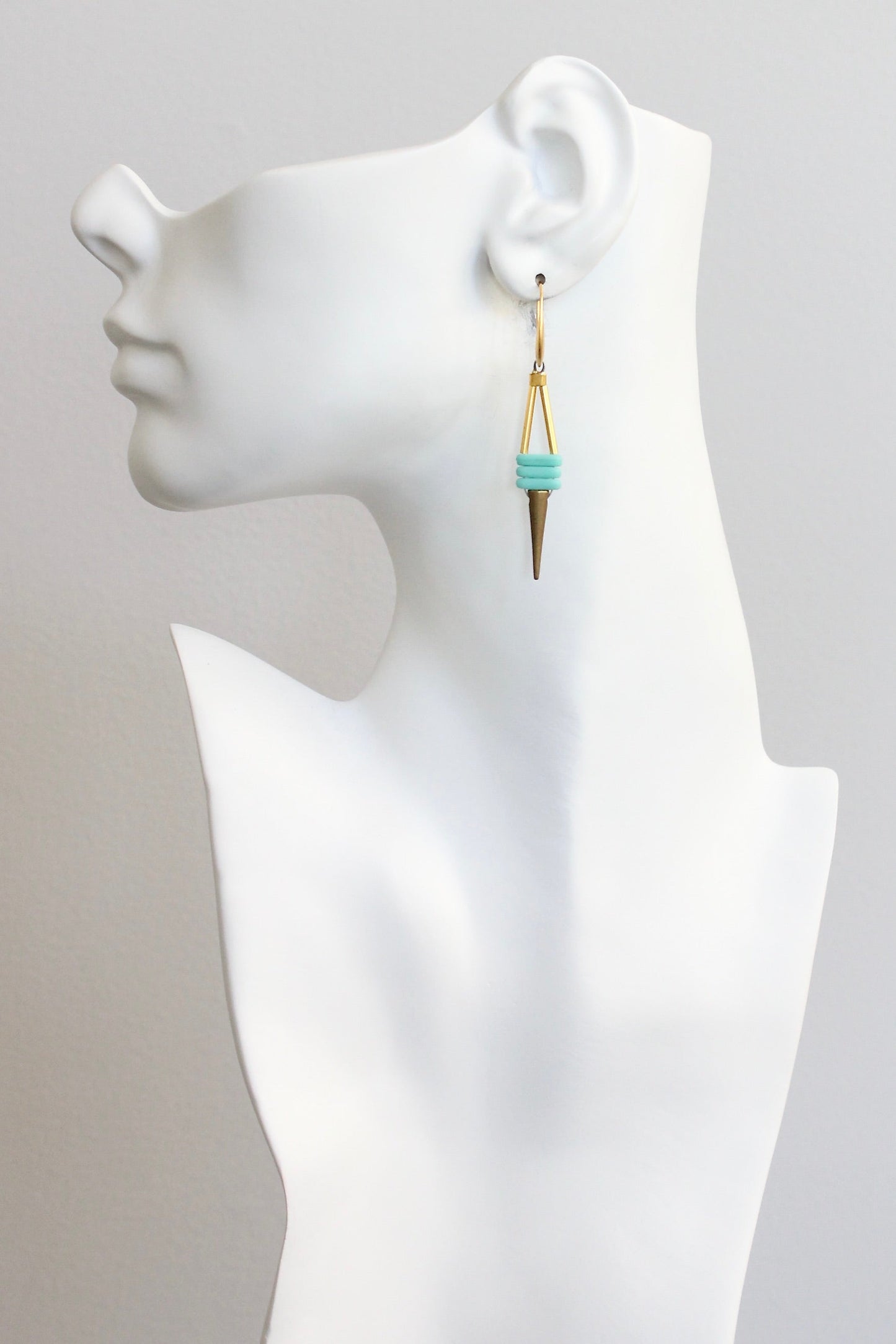 KYLE31 matte turquoise spike earrings