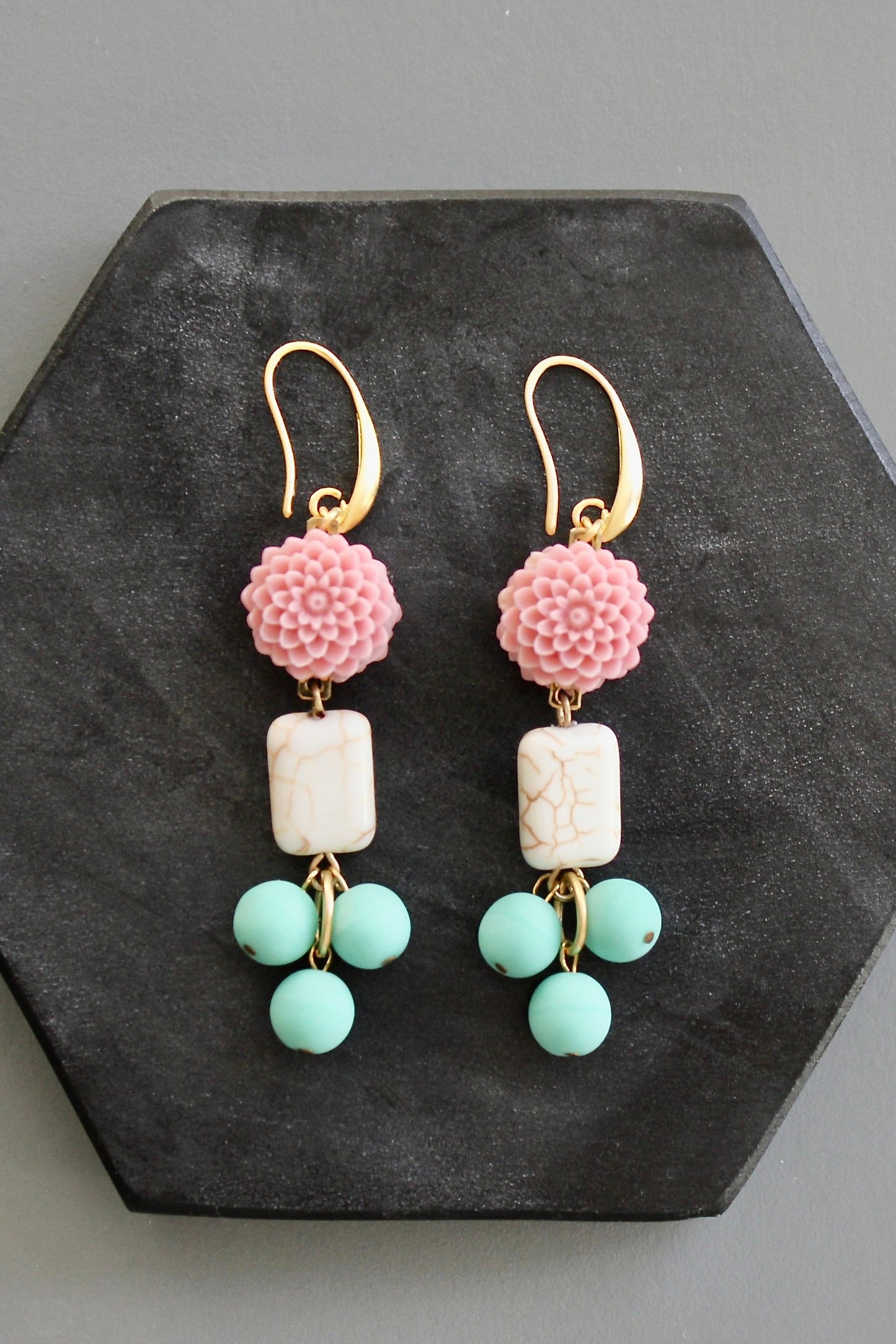 KYLE49 pink and turquoise flower earrings