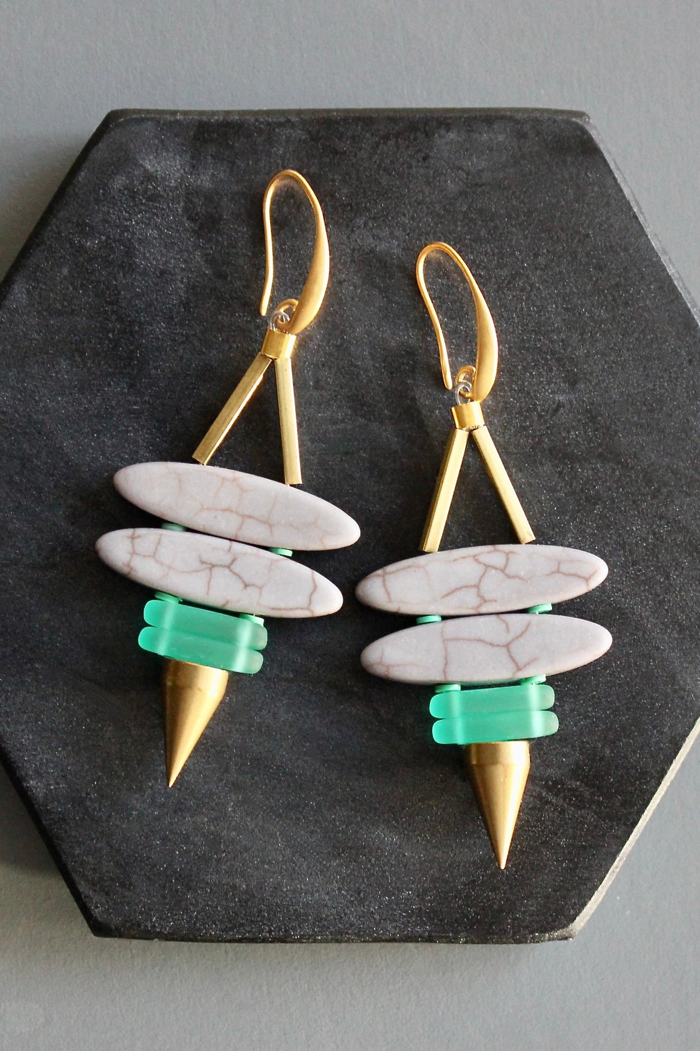 KYLE54 lavender ellipse spike earrings