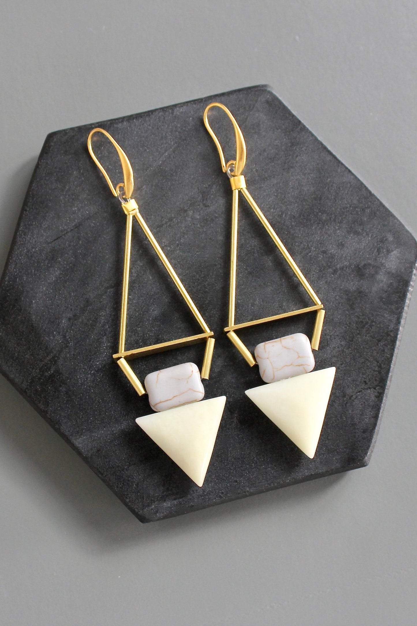 KYLE74 triangle agate geometric earrings