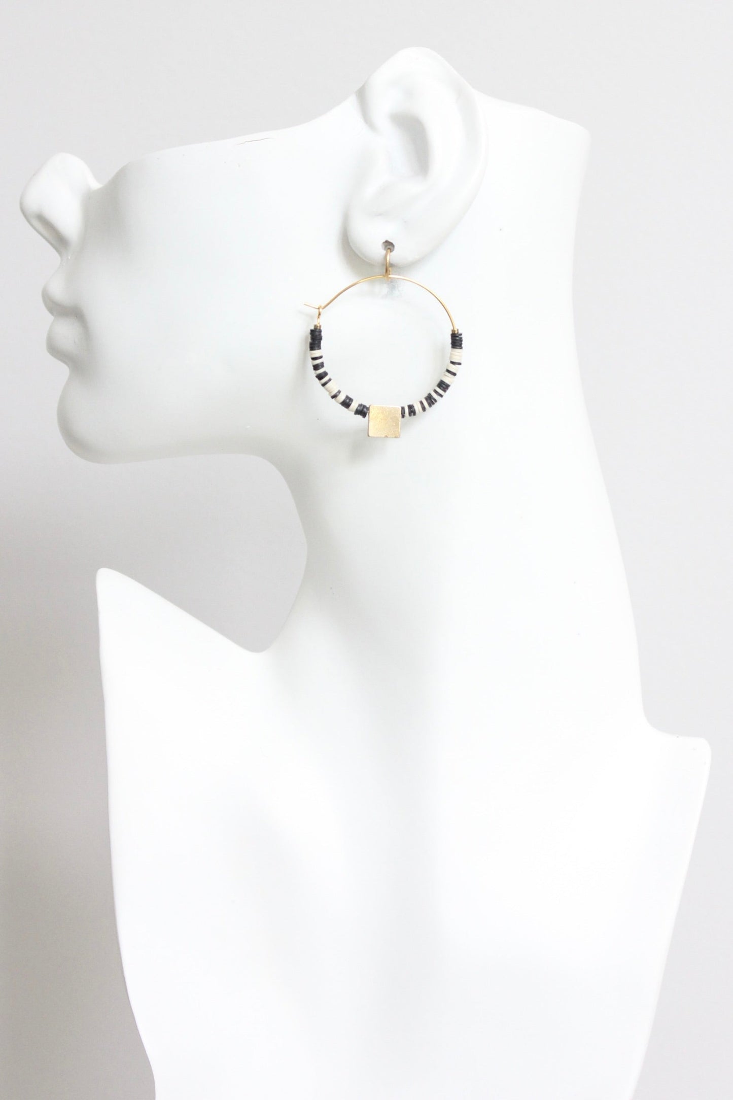 LEXE06 Black and white vulcanite hoop earrings