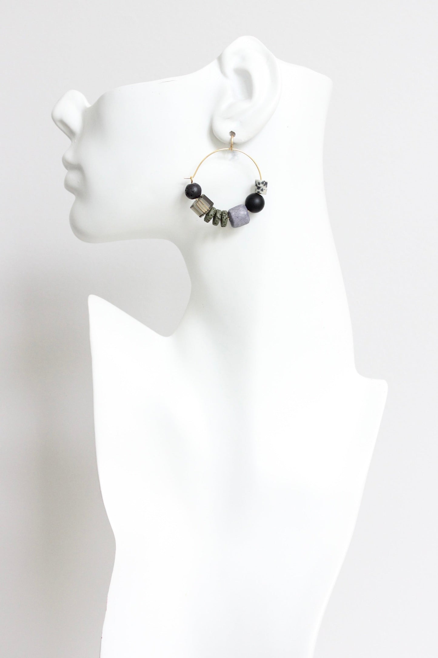 LEXE08 Multi-stone hoop earrings