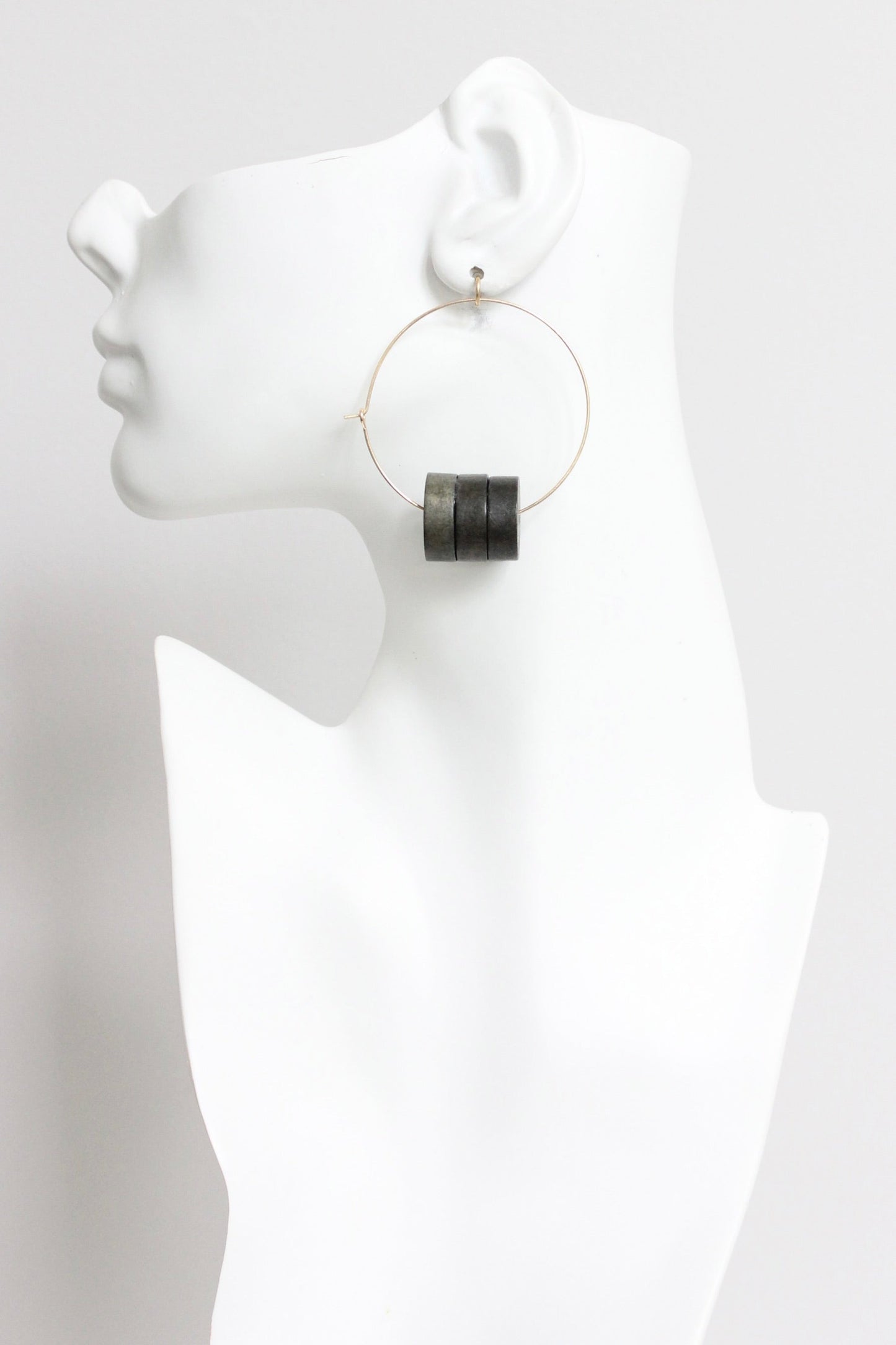 LEXE25 Geometric wood disc hoop earrings