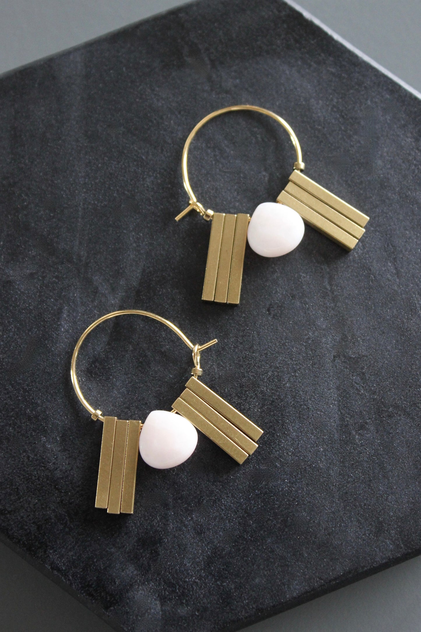 MLNE01 Pink jade and brass Artdeco mini hoops