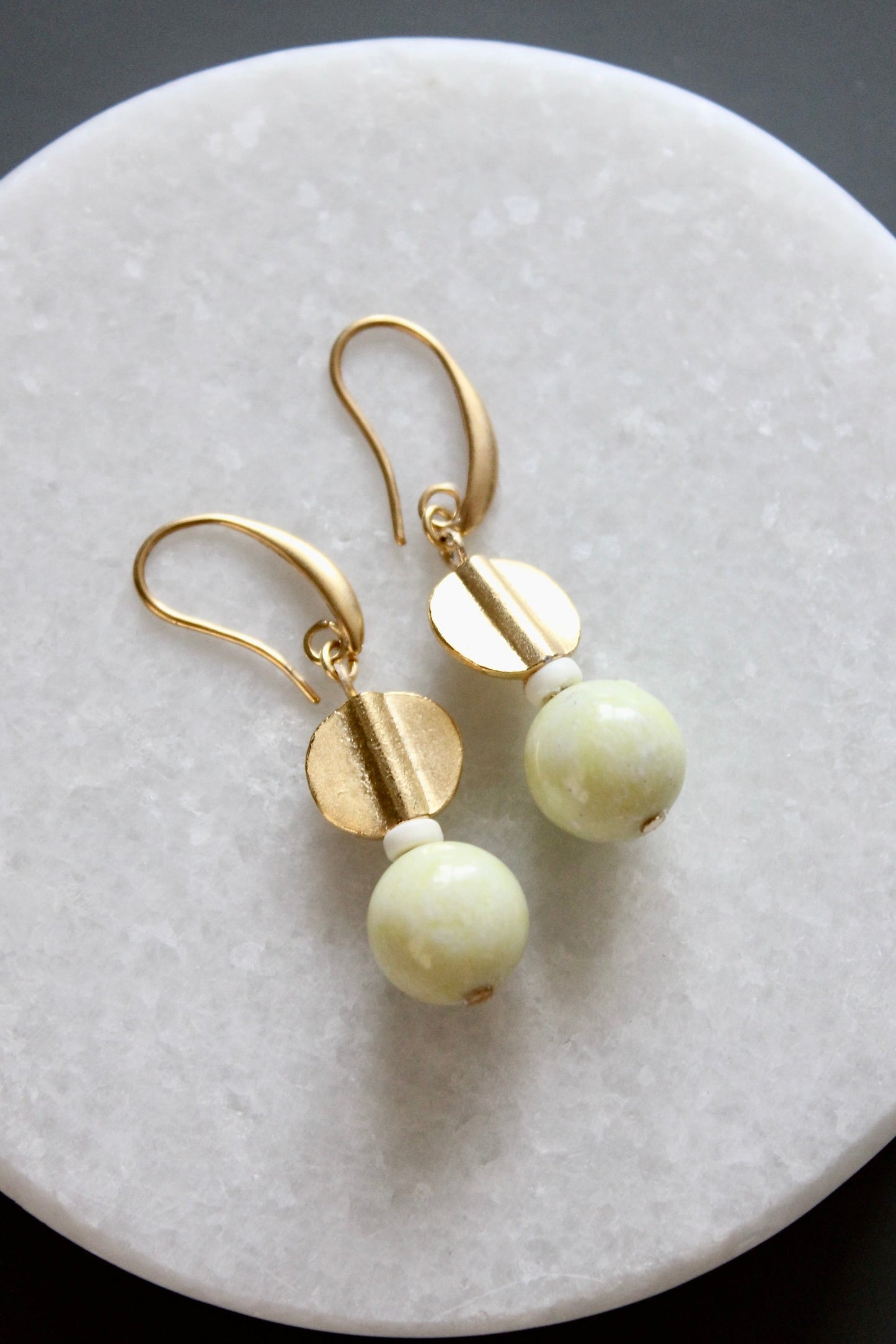 MLNE11 Lemon jade earrings