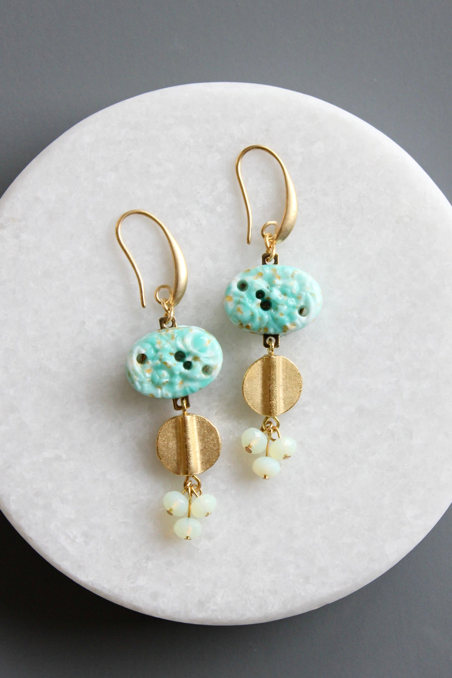 MLNE28 Vintage turquoise glass cluster earrings