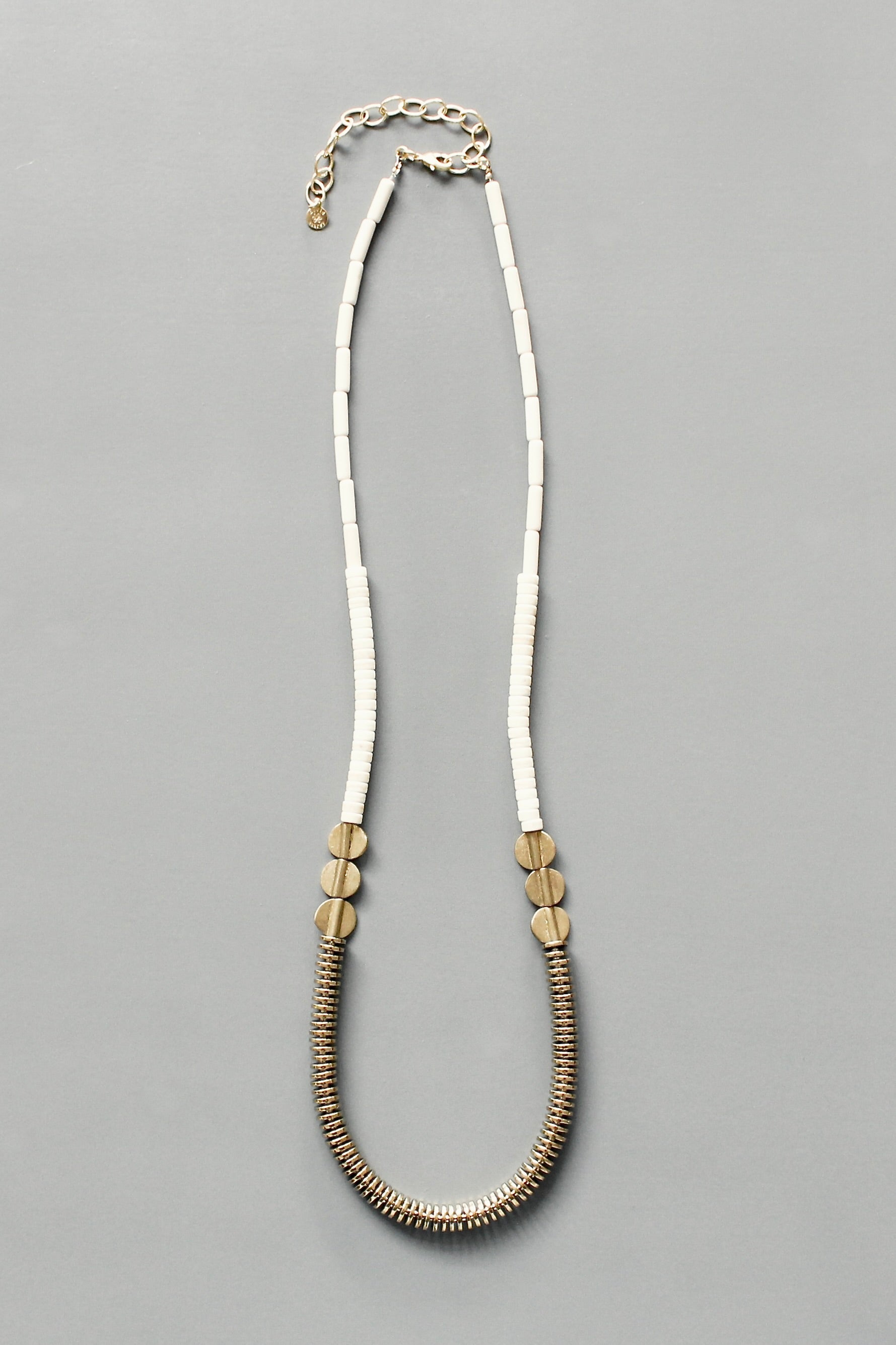 ISL126 Gold hematite and white disc necklace – david aubrey