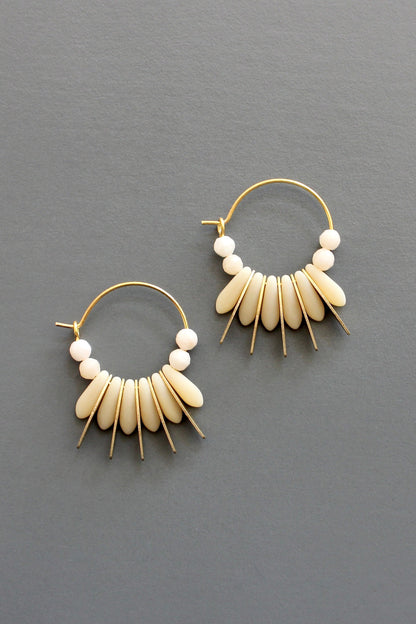 ISLE03 Mini matte cream colored hoop earrings