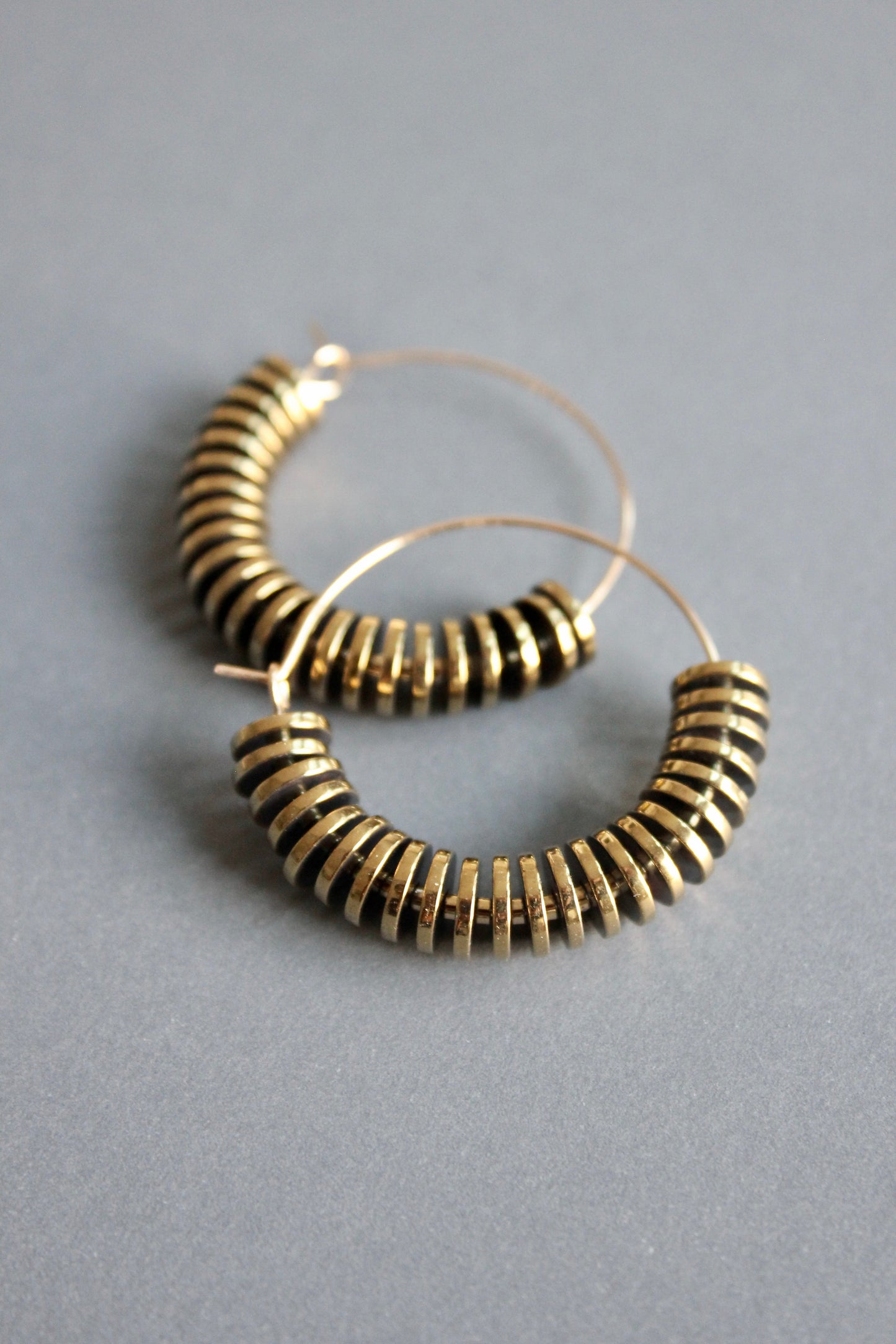 ISLE07 Gold hematite hoop earrings