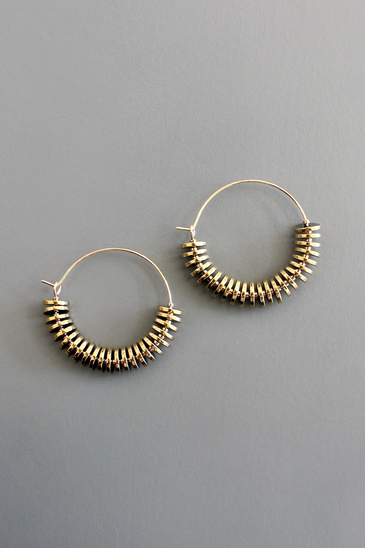 ISLE07 Gold hematite hoop earrings