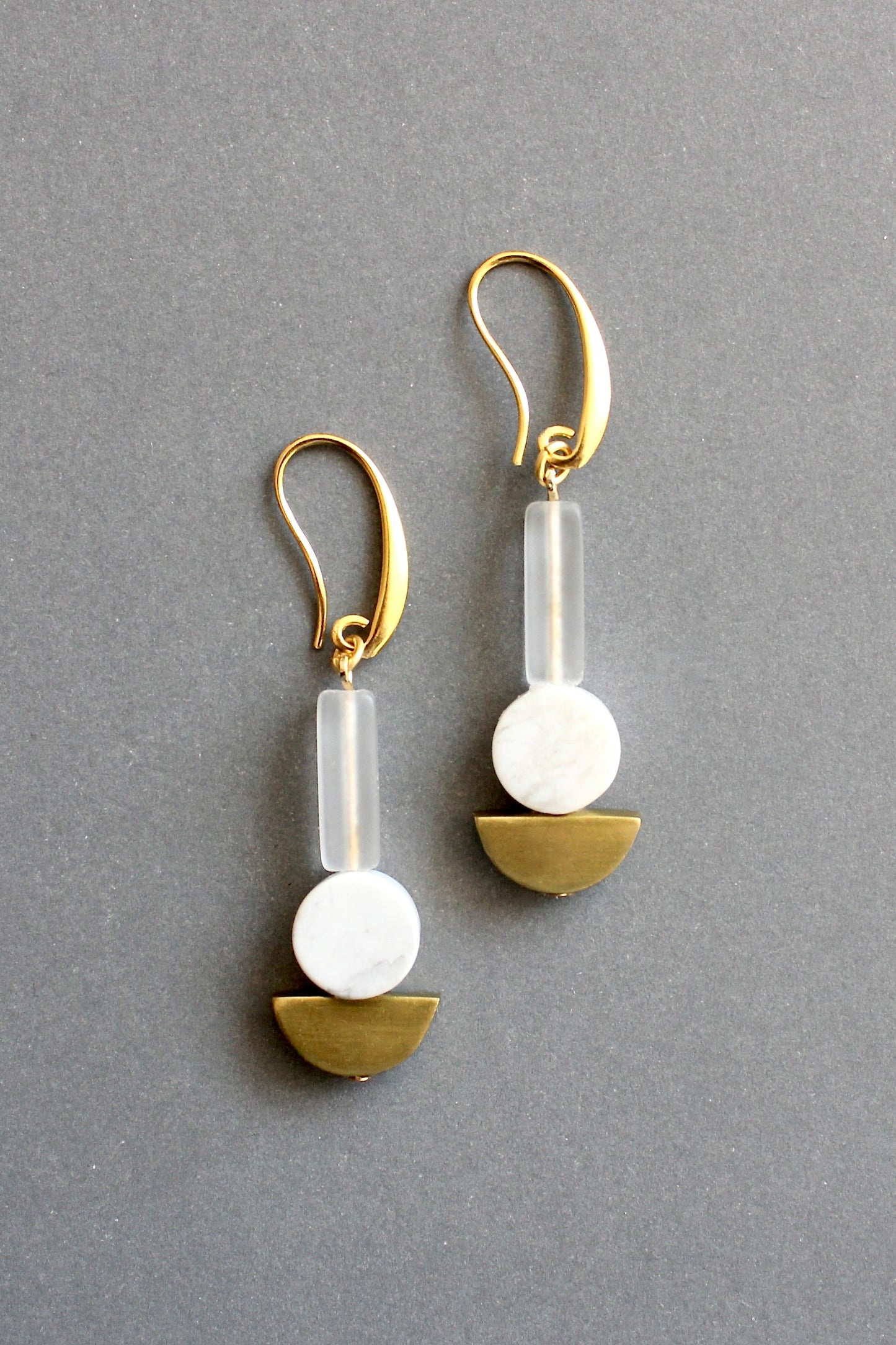 ISLE14 White and brass geometric earrings