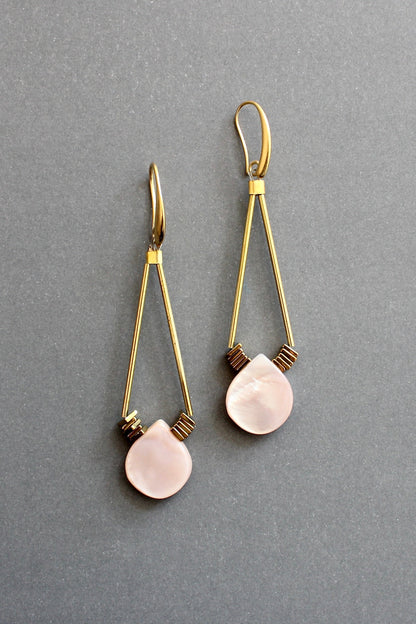 ISLE44 Mother-of-pearl and gold hematite earrings