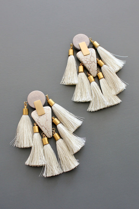 ISLE58 Gray and white tassel post statement earrings