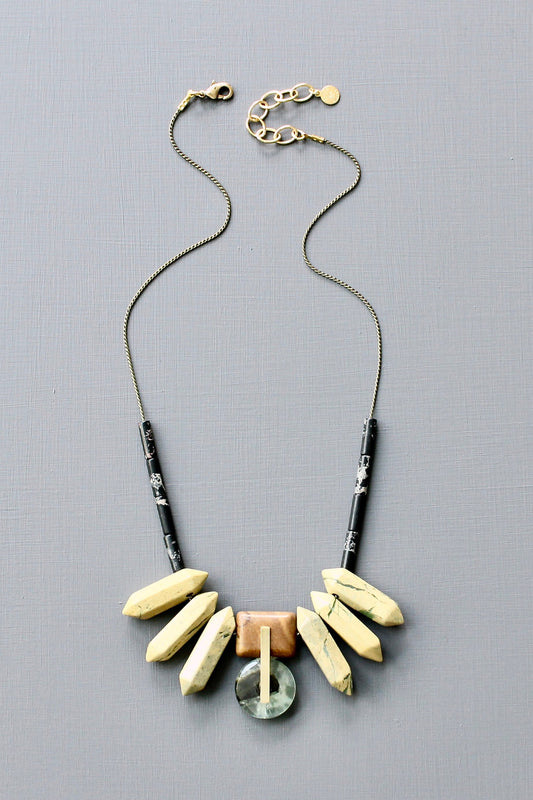 JLT618 yellow and black Artdeco necklace