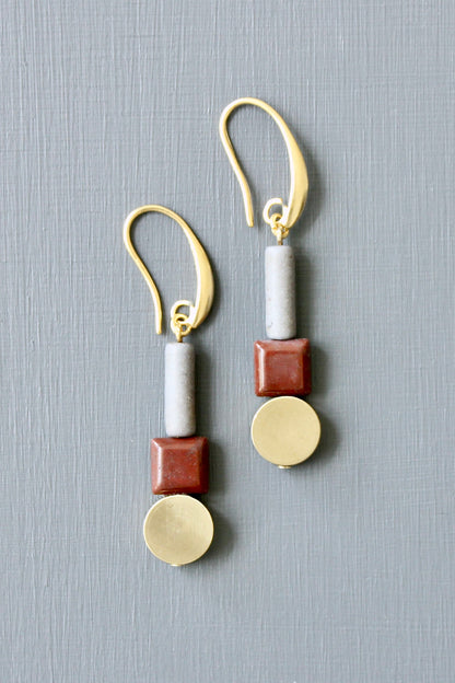 JLTE17 burgundy and gray earrings