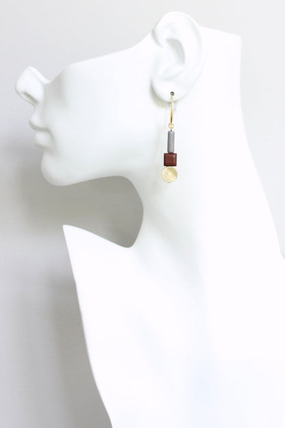 JLTE17 burgundy and gray earrings