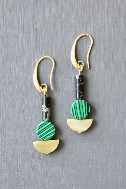 JLTE19 malachite and black earrings