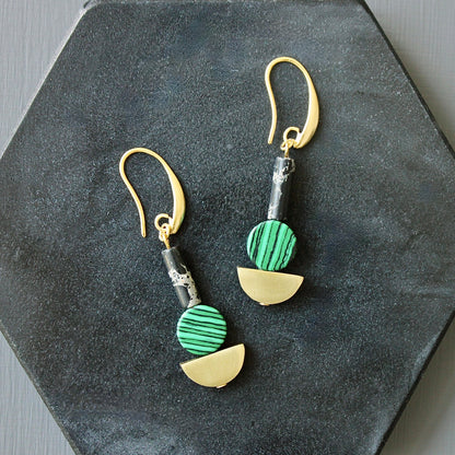 JLTE19 malachite and black earrings