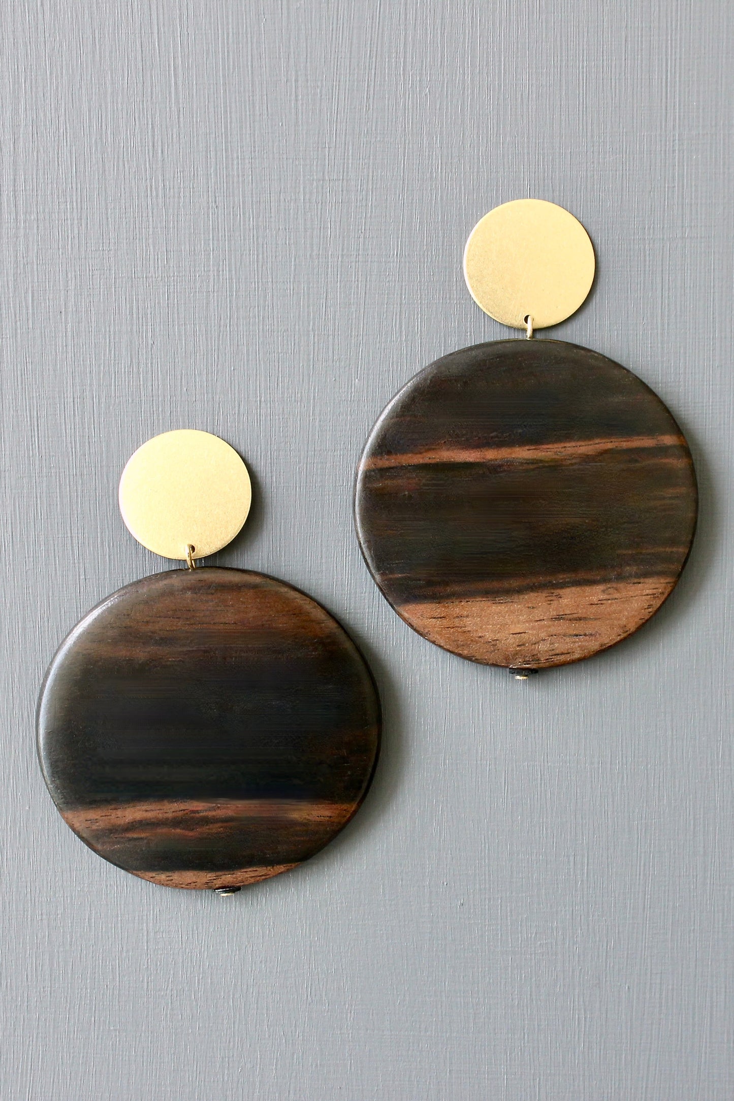 JLTE24 ebony wood post earrings