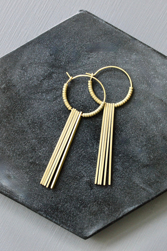 JLTE25 brass geometric hoop earrings