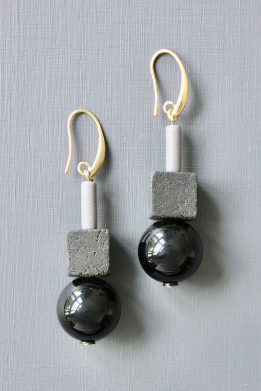 JLTE39 acrylic and lava rock earrings