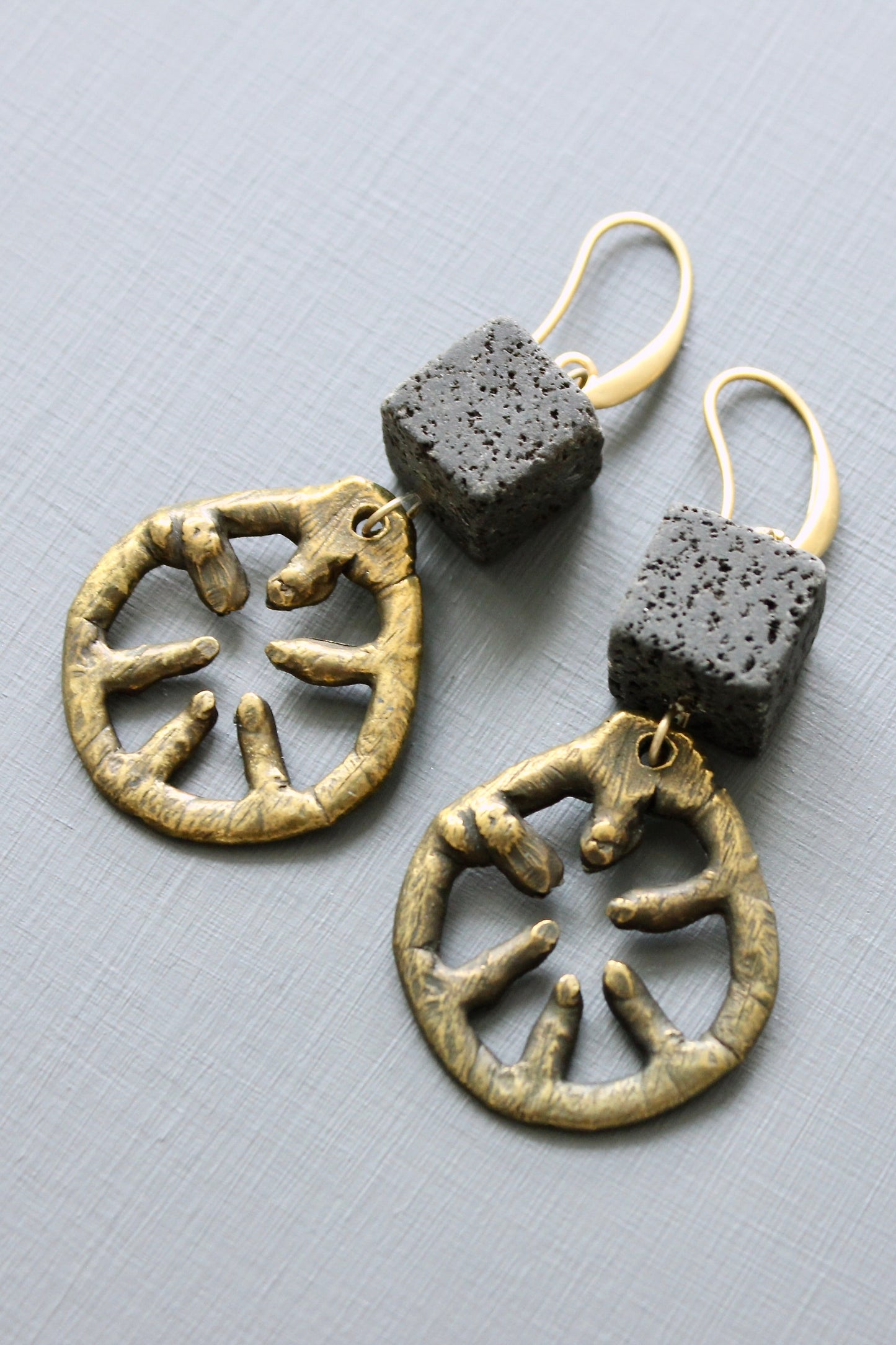 JLTE42 brass ox sculpted drop earrings