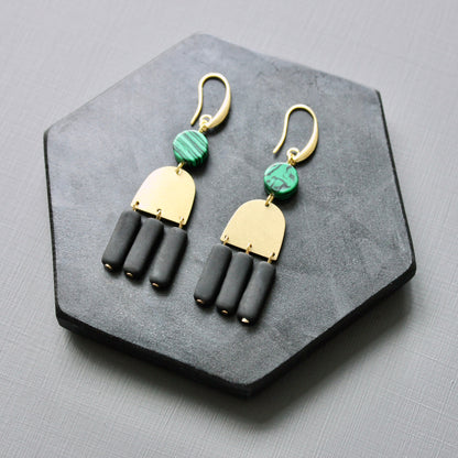 JLTE48 malachite and black glass earrings