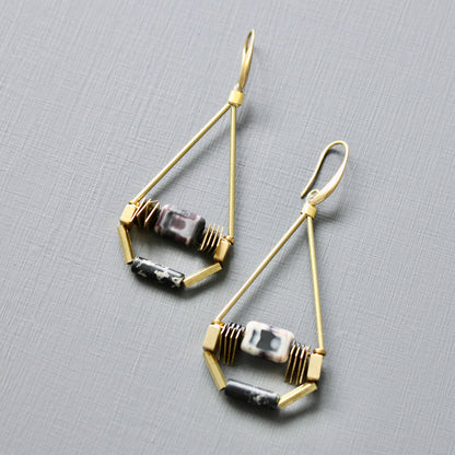 JLTE50 glass and brass geometric earrings