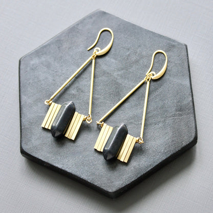 JLTE51 black and brass Artdeco earrings