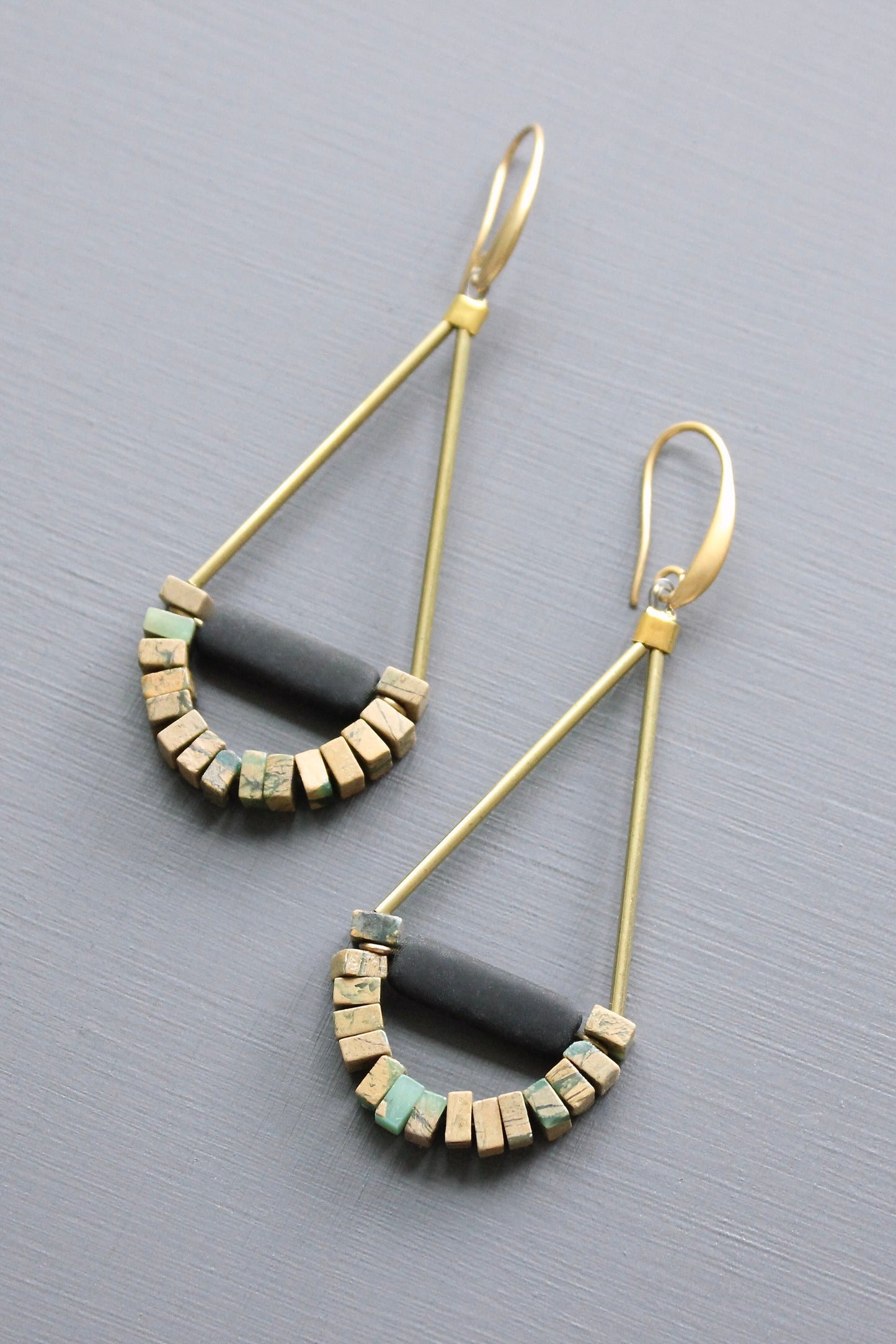 JLTE53 jasper geometric earrings