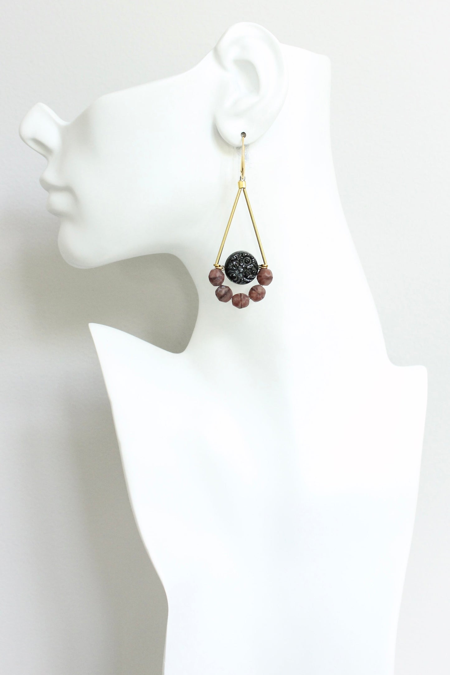 JLTE56 vintage black glass geometric earrings