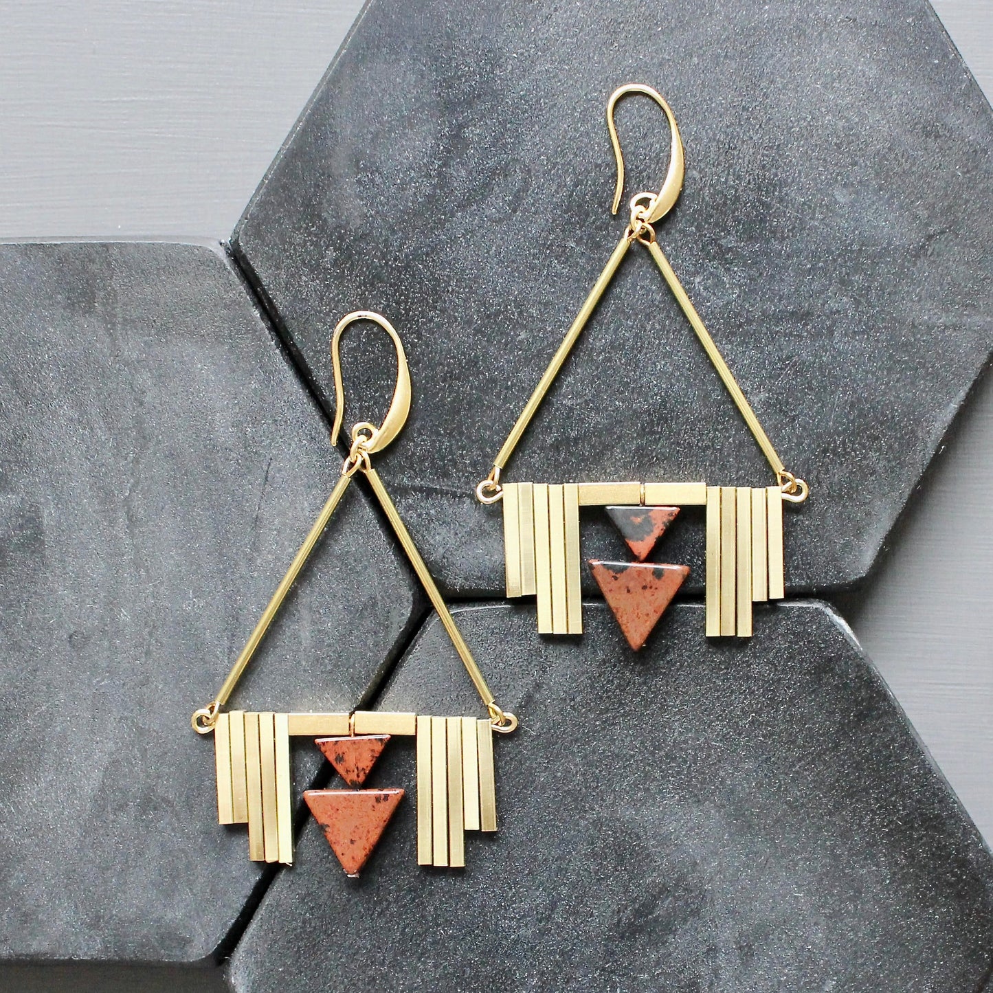 JLTE57 burgundy and brass Artdeco earrings