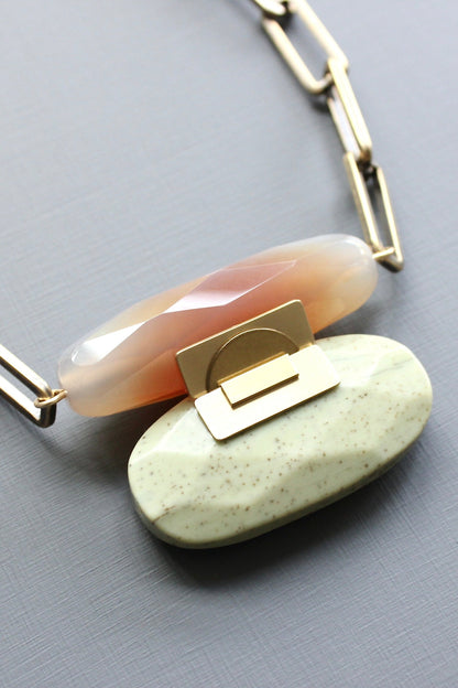 LEX120 Agate and jasper pendant necklace