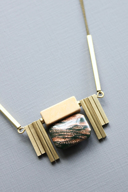 LEX121 Vintage hunter green ArtDeco pendant