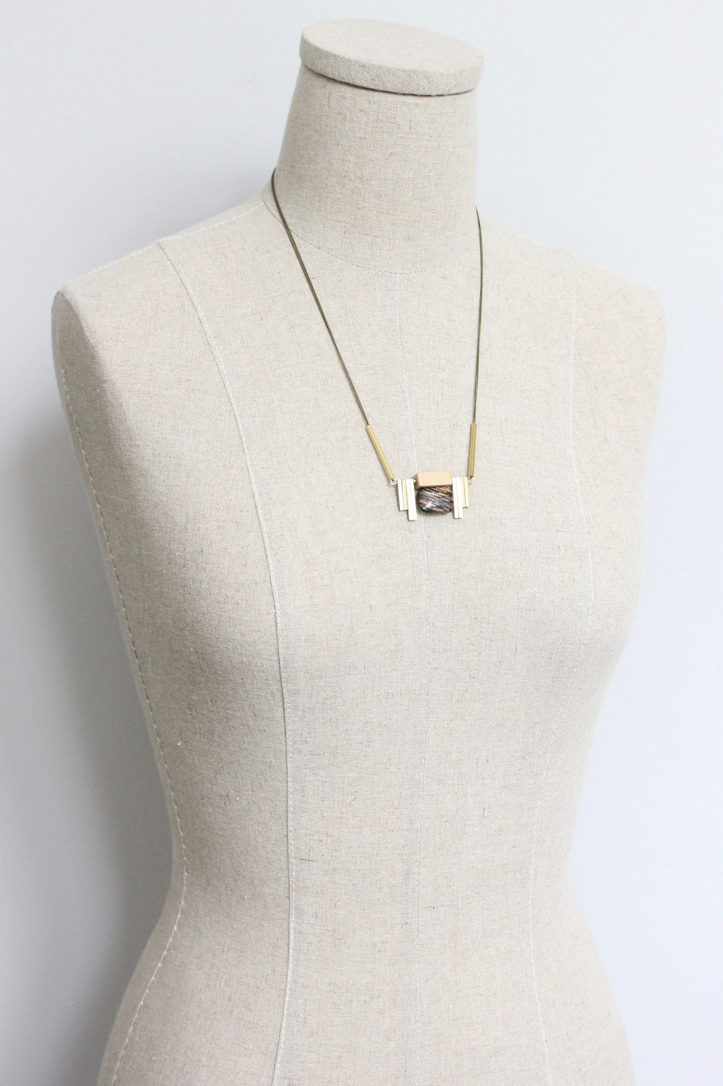 LEX121 Vintage hunter green ArtDeco pendant