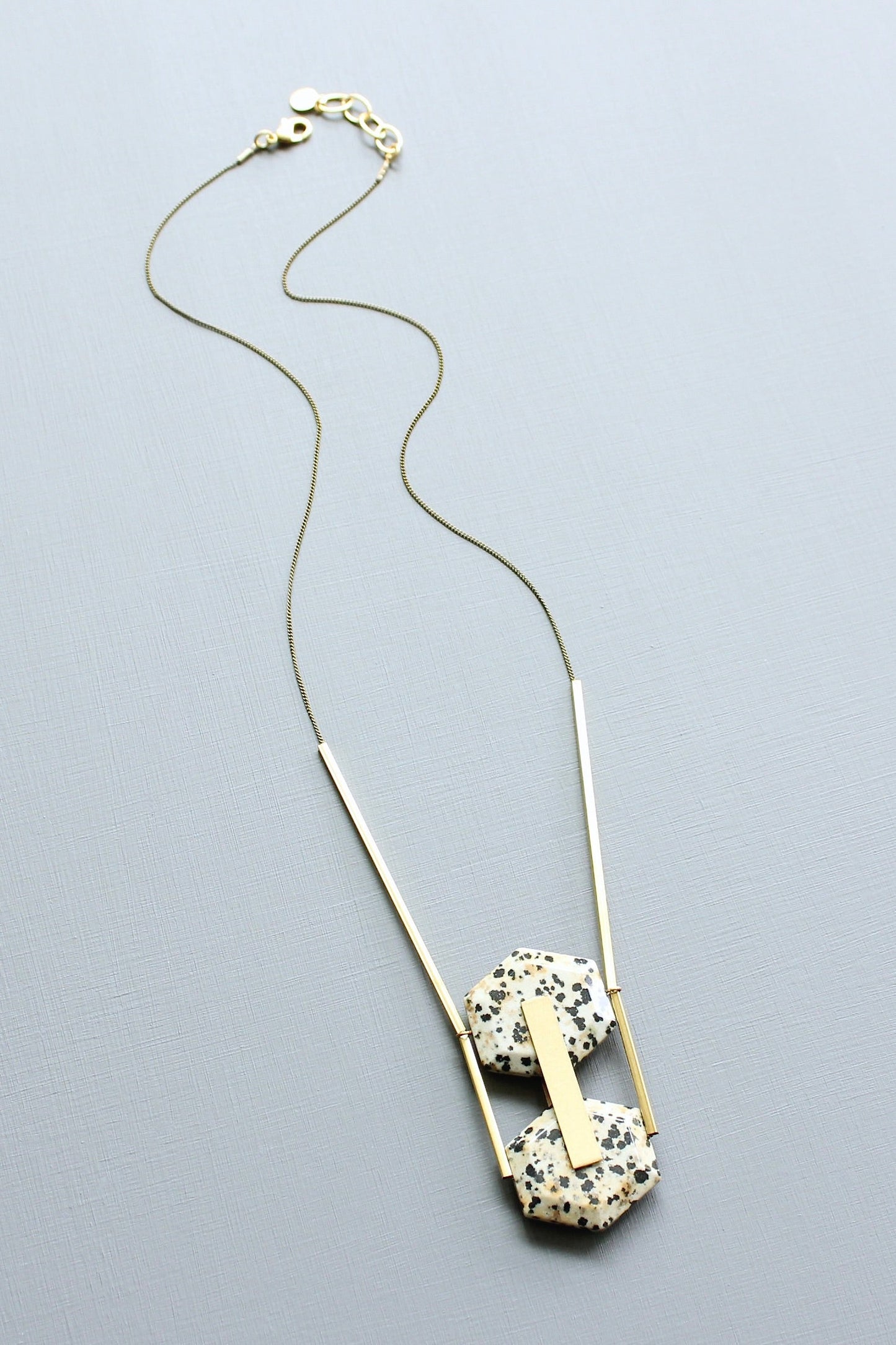 LEX122 Dalmatian geometric pendant necklace